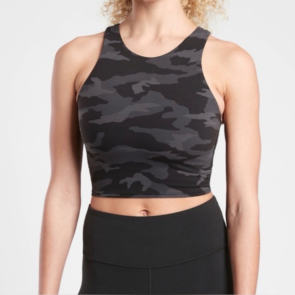 Athleta Conscious Crop in Black Camo L